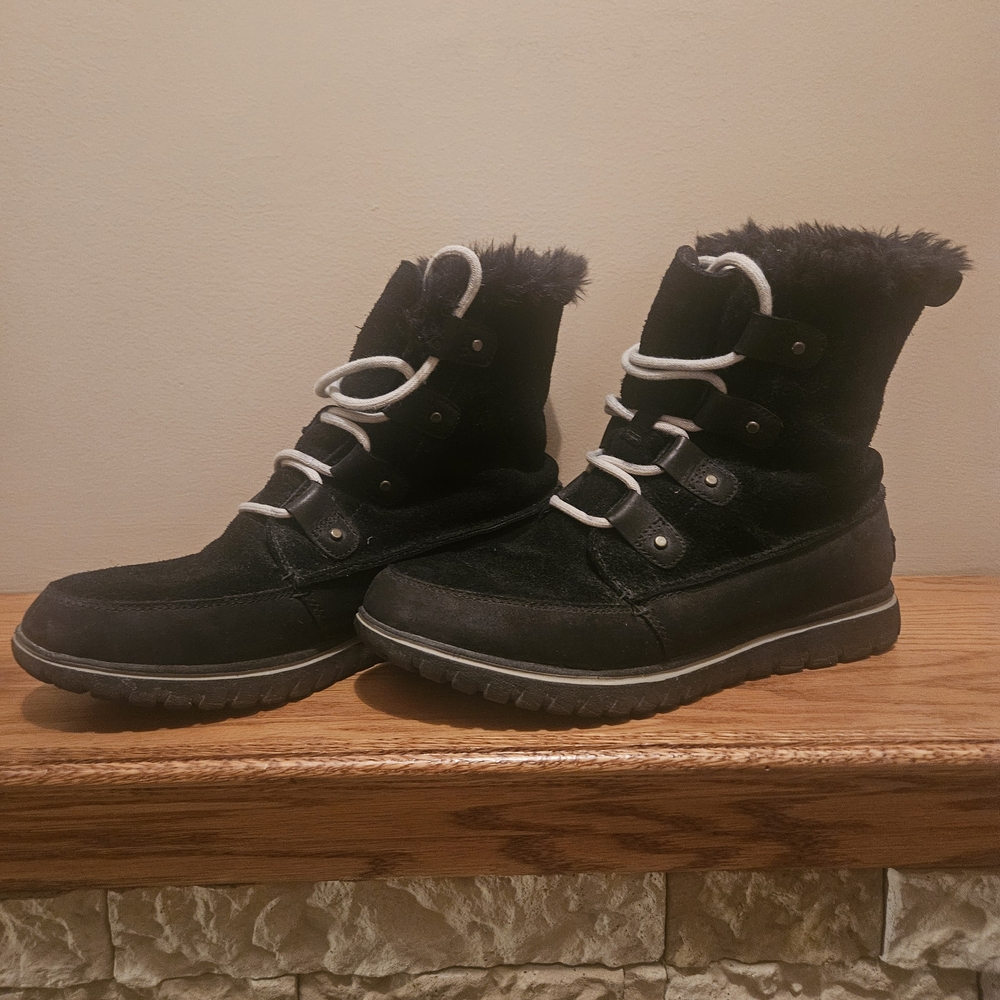 Sorel Joan Waterproof Winter Boots Women's Size 10